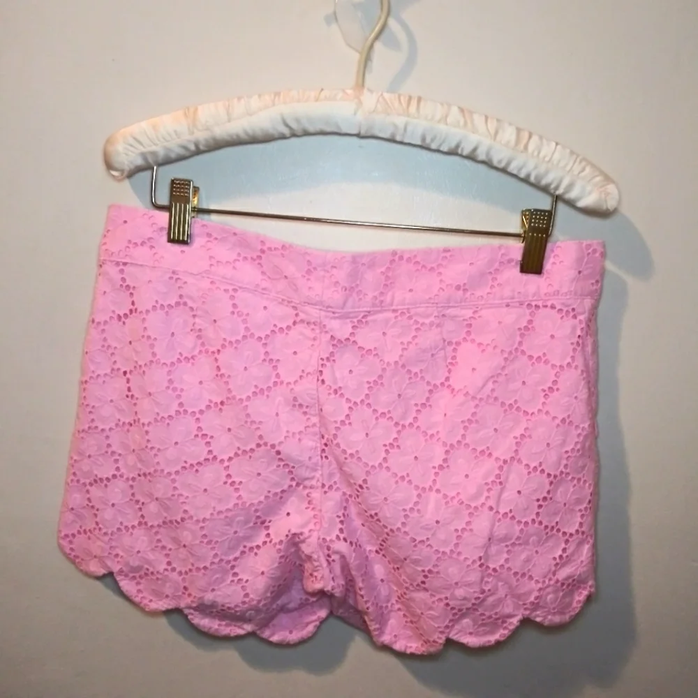 Lilly Pulitzer Pink Barbiecore Eyelet Buttercup Shorts - Picture 5 of 9